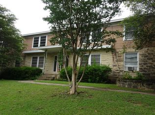 300 E 33rd St, Austin, TX 78705
