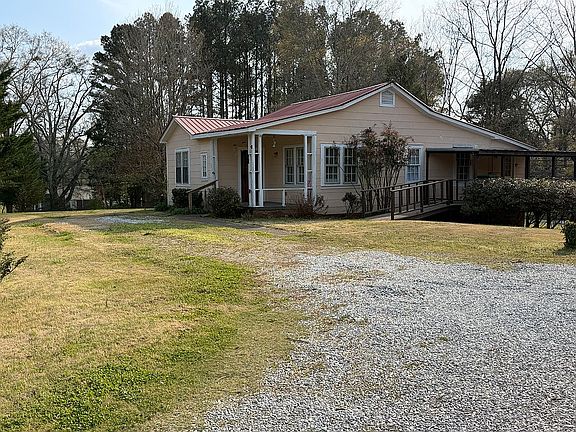 3rd image of 350 4th St E