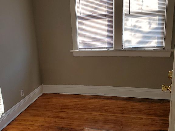 5th image of 383 Linwood Ave