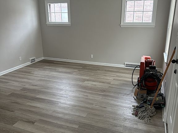 3rd image of 18277 Archdale St