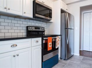 887 Farmington Ave APT 6J, West Hartford, CT 06119