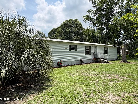3rd image of 3547 Chapel Ln