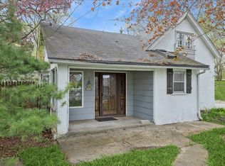 709 Regner Rd, McHenry, IL 60051