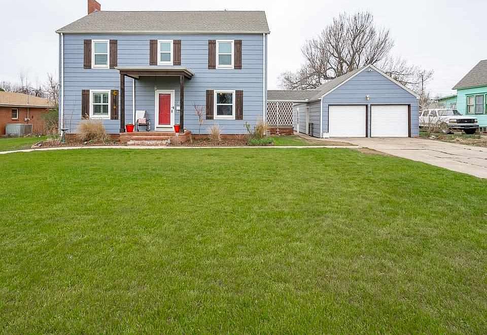 1st image of 710 Jackson St