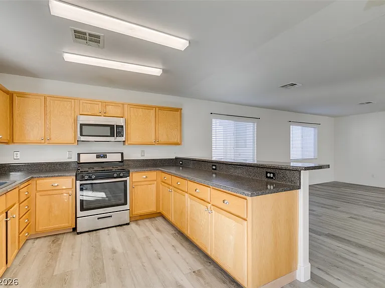 9321 Copper Bay Ave — Photo 28
