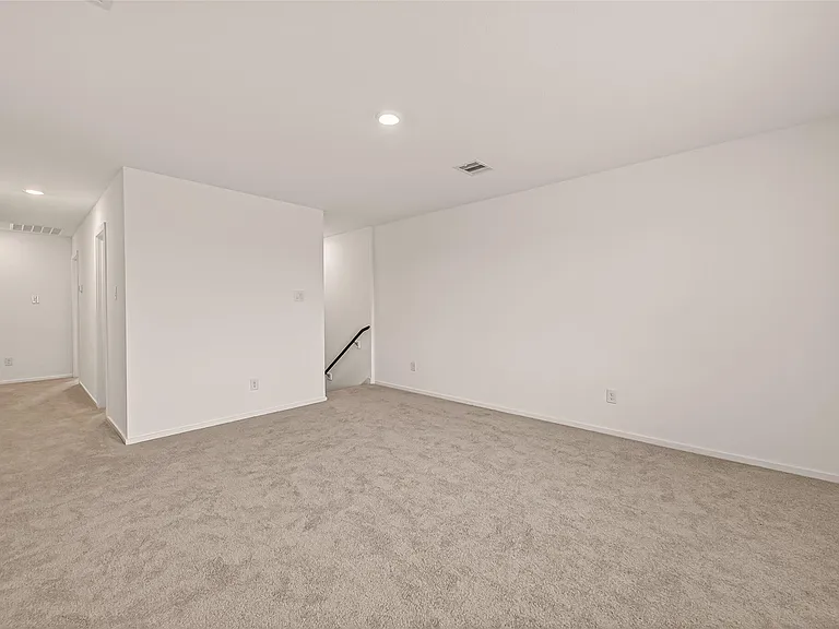 2410 Cherry Ruby Dr — Photo 17
