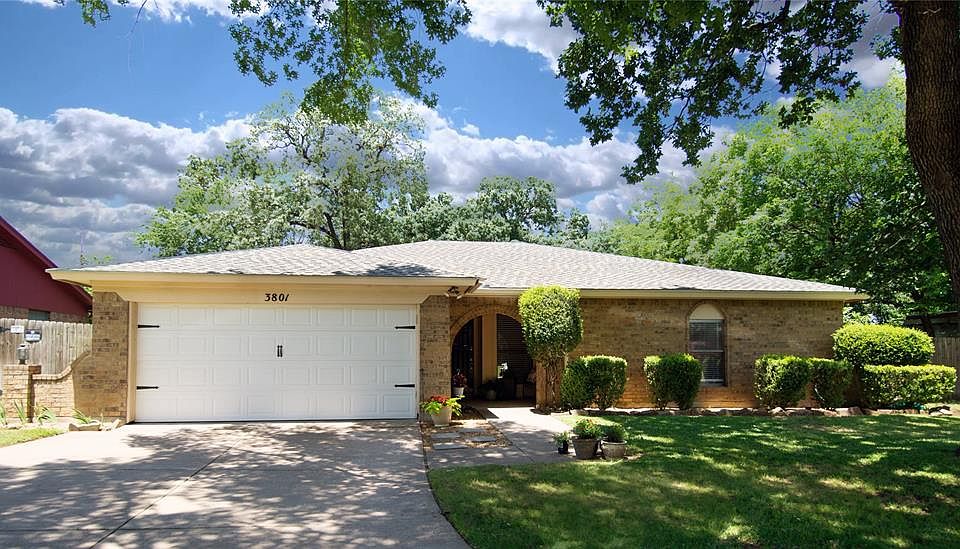1st image of 3801 Mahonia Ct