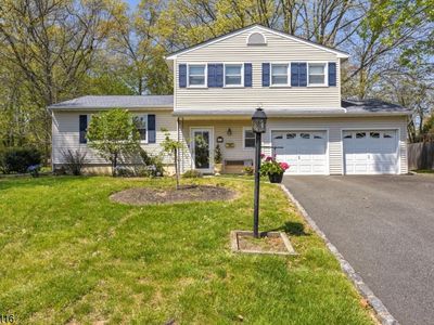 226 Lancaster Dr, Lake Hiawatha, NJ, 07034