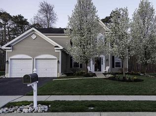 426 Coventry Way, Galloway, NJ 08205