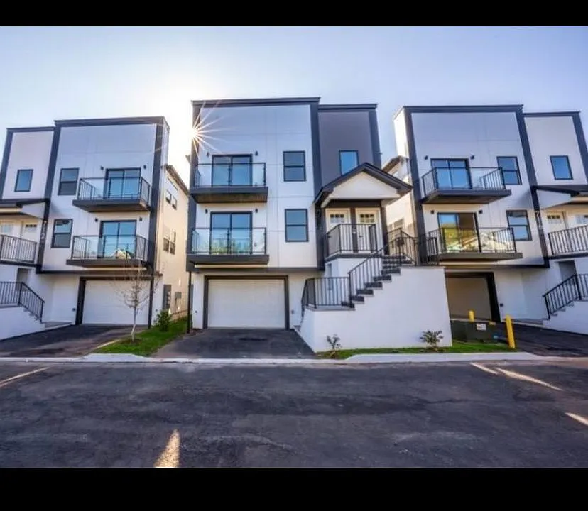 730 Seaport Dr