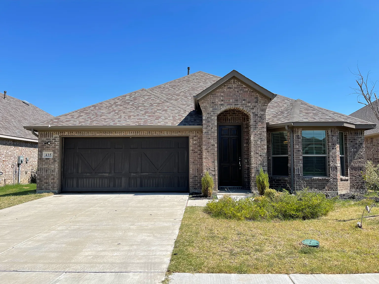 4 bed, 1974 sqft, $2,395 — Photo 1