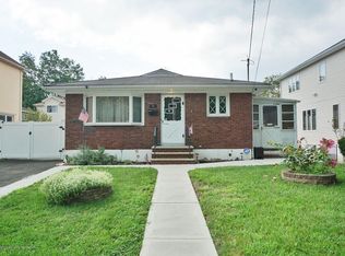 78 Burgher Ave, Staten Island, NY 10304