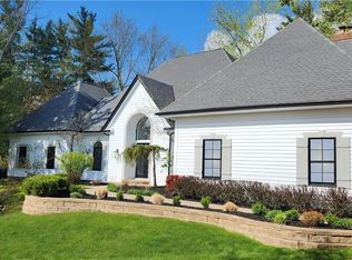 3474 Som Center Rd, Pepper Pike, OH 44124