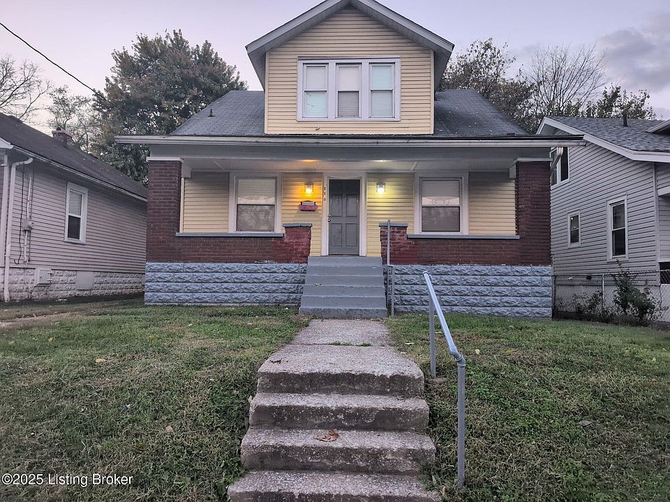 1st image of 220 S 38th St