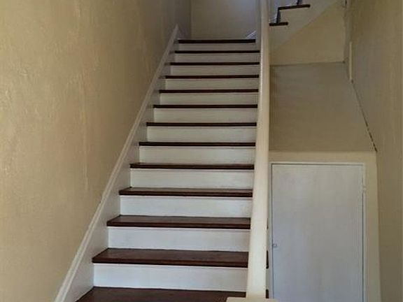 2nd image of 2405 & 2405.5 Napoleon Ave #4327-29