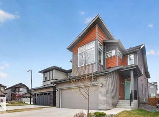 4872 Kinney Rd SW, Edmonton, AB T6W 5G3