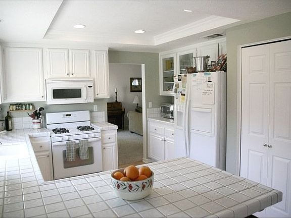 Spacious Kitchen