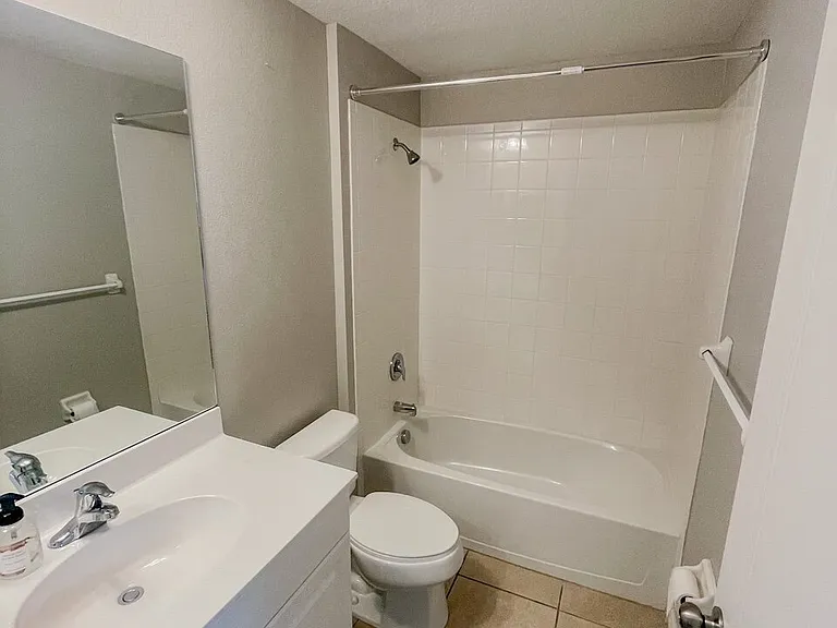 3872 Shimmering Oaks Dr — Photo 9