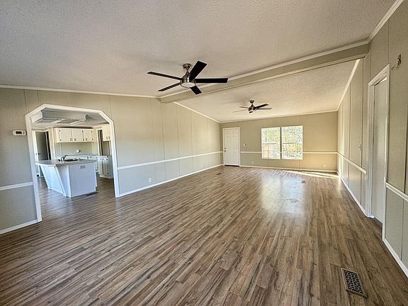 3rd image of 5160 Quince Ave