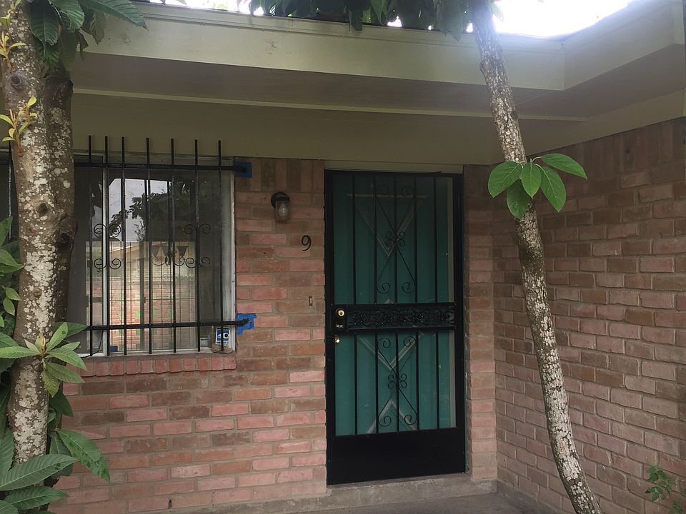 2nd image of 9 Olivia Cir