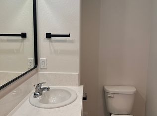 1170 Woodrow Ln, Medford, OR 97504