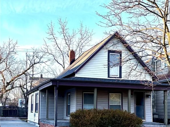 47 Woodrow Ave, Bedford, OH 44146