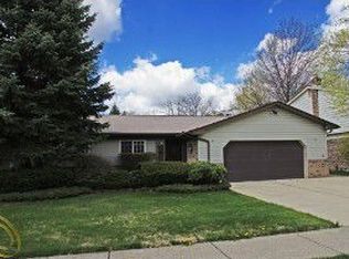 7247 Kingsbridge Ct, Canton, MI 48187