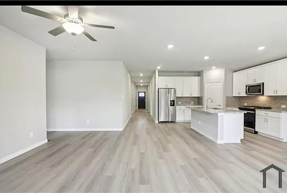 6208 Castamere Dr — Photo 6