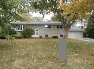 529 W Oak St, Peotone, IL 60468