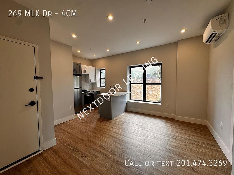 1st image of 269 Martin Luther King Dr #4CM