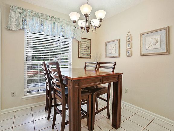 5th image of 12692 Mills Ridge Ln