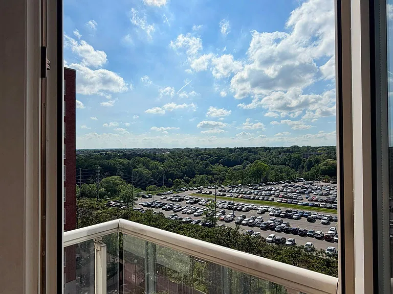 50 Old Mill Rd #905 — Photo 15