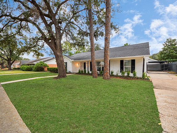 4th image of 7819 Pagewood Ln