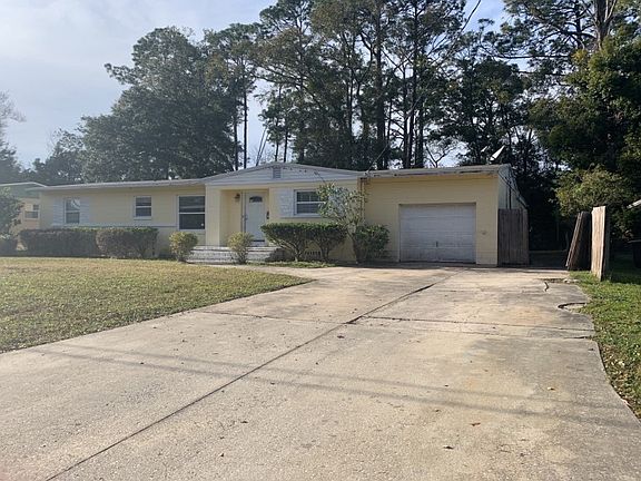 2nd image of 3925 Conga St