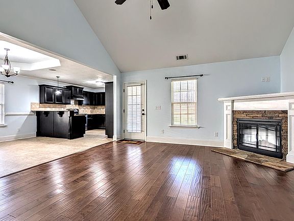 4th image of 3269 Windwood Street