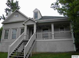 813 Wattle Blossom Way, Gatlinburg, TN 37738