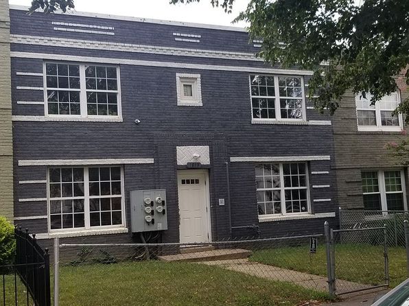 1813 I St NE