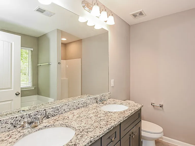 466 Fieldcrest Dr — Photo 12