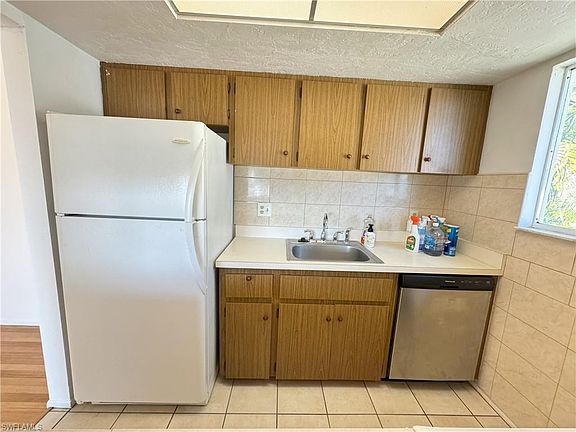 4th image of 3339 Ottawa Cir APT 4