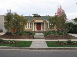 574 N Beachwood Dr, Los Angeles, CA 90004