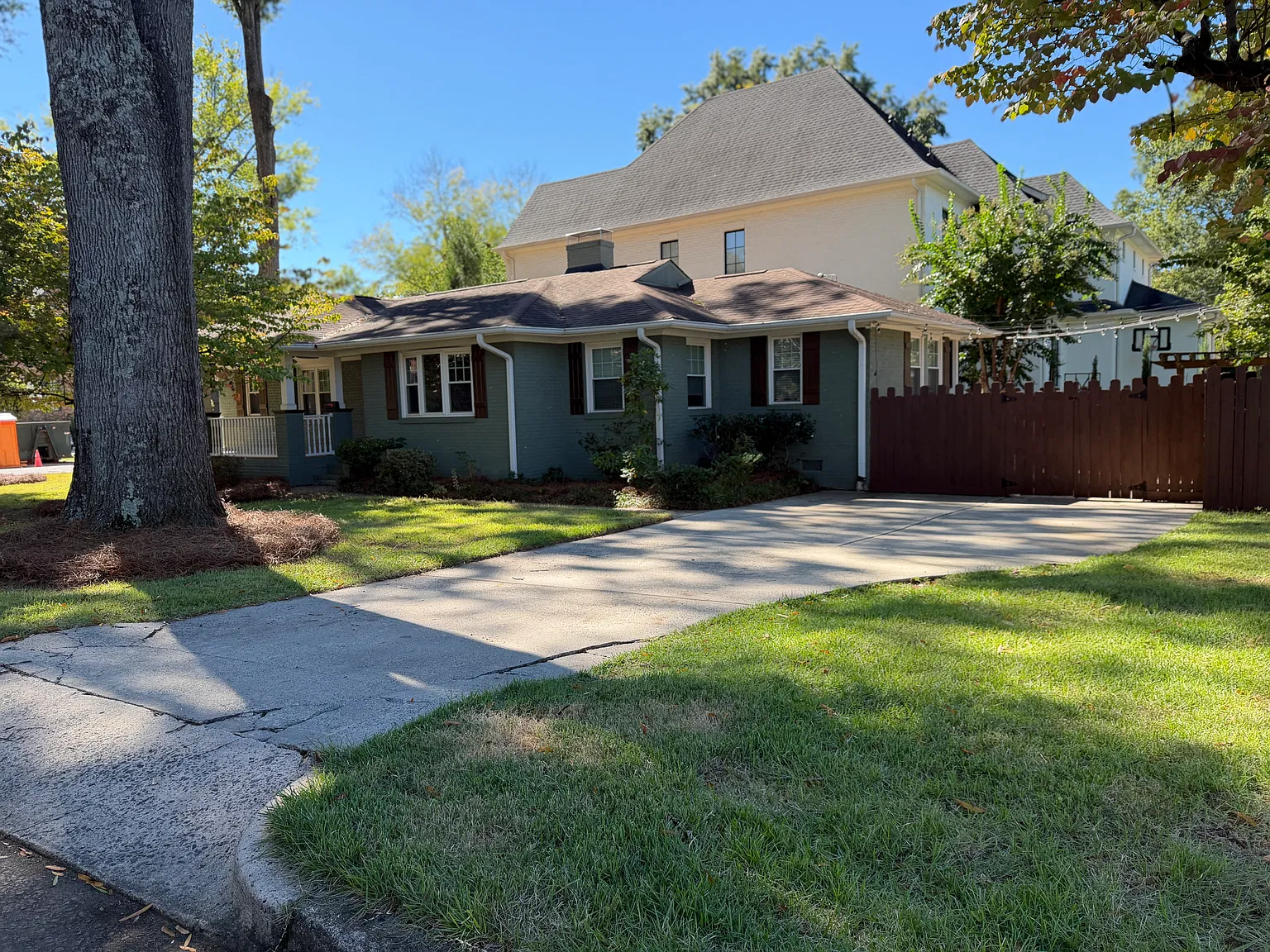 3 bed, 1414 sqft, $5,500 — Photo 2