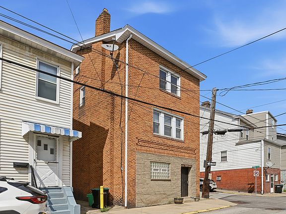 3rd image of 816 Penn St