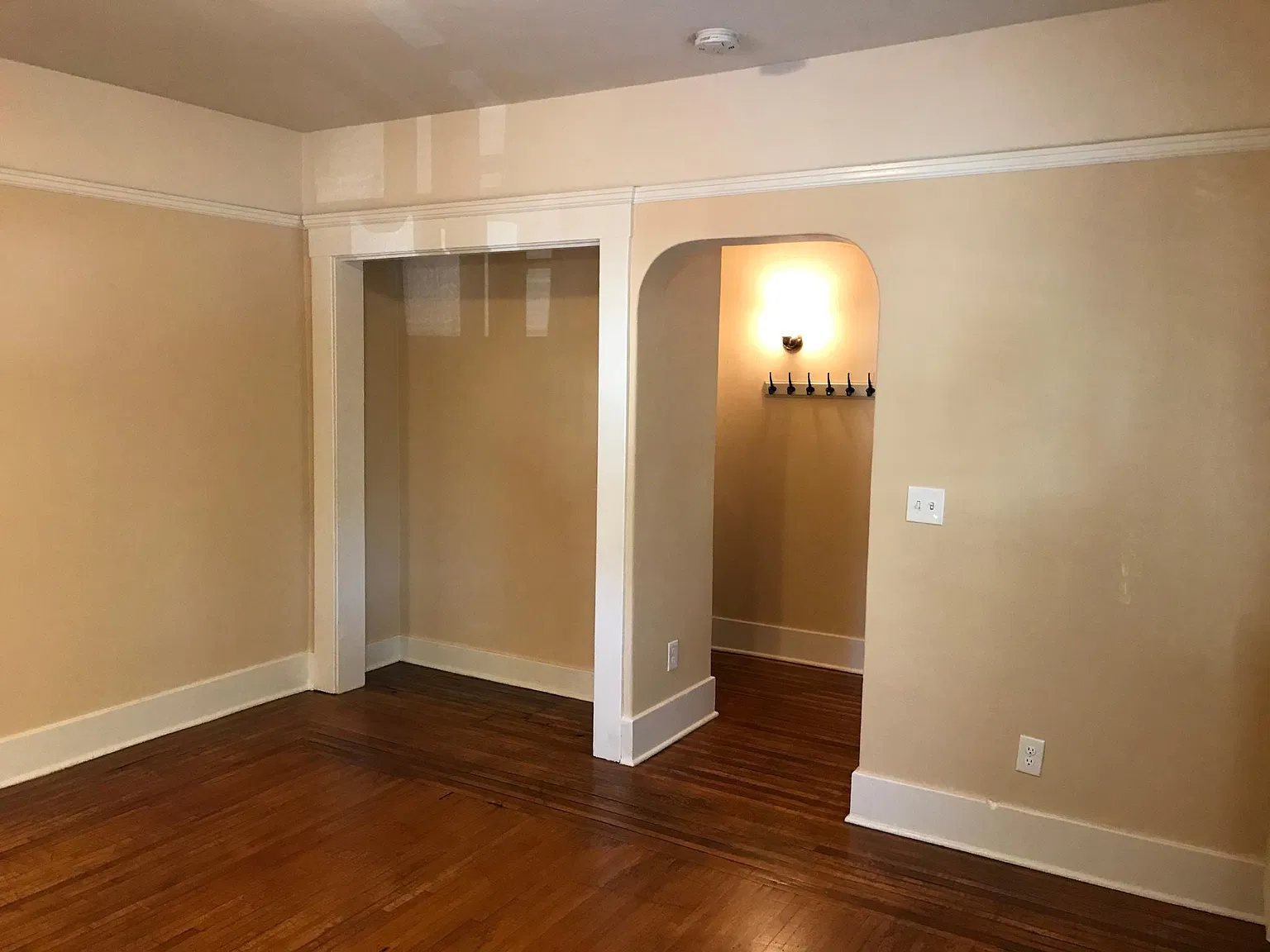 Studio, 400 sqft, $1,625 — Photo 2
