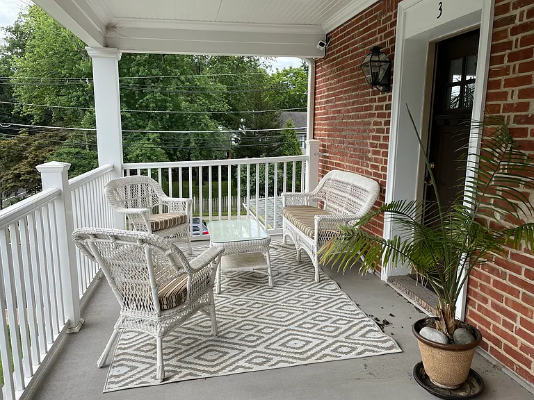 600 Grove St — Photo 12