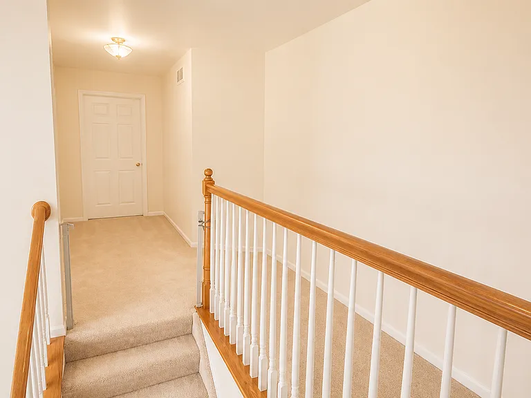 7622 Park Meadow Ln — Photo 15