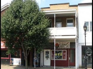 340 3rd St #B, California, PA 15419