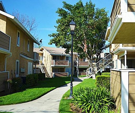 3rd image of 3713 Oak Creek Dr #58
