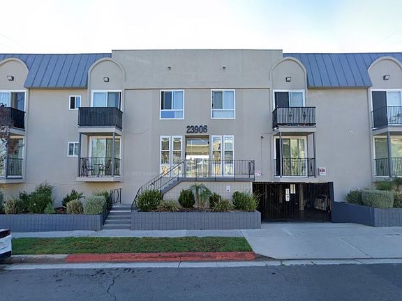 4th image of 23906 Ocean Ave