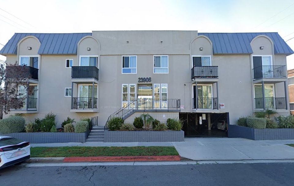 1st image of 23906 Ocean Ave APT 23