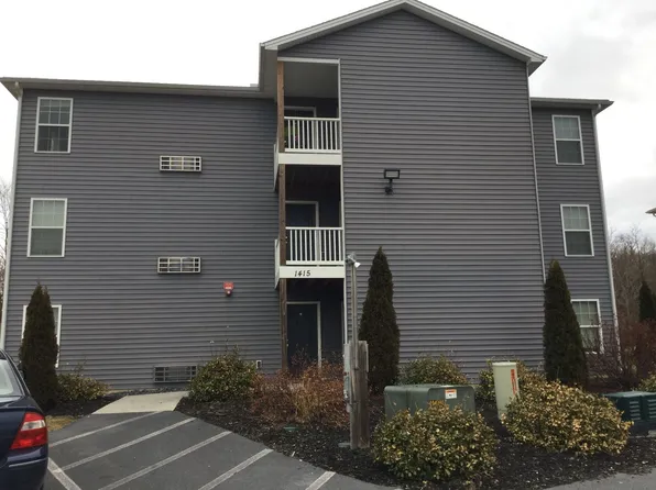 1419 Doron Dr #2A, Chambersburg, PA 17201